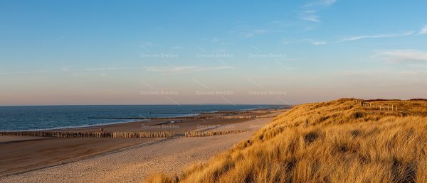 Domburgse strand bij avondlicht 2