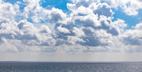 Wolkendek boven de Zeelandbrug