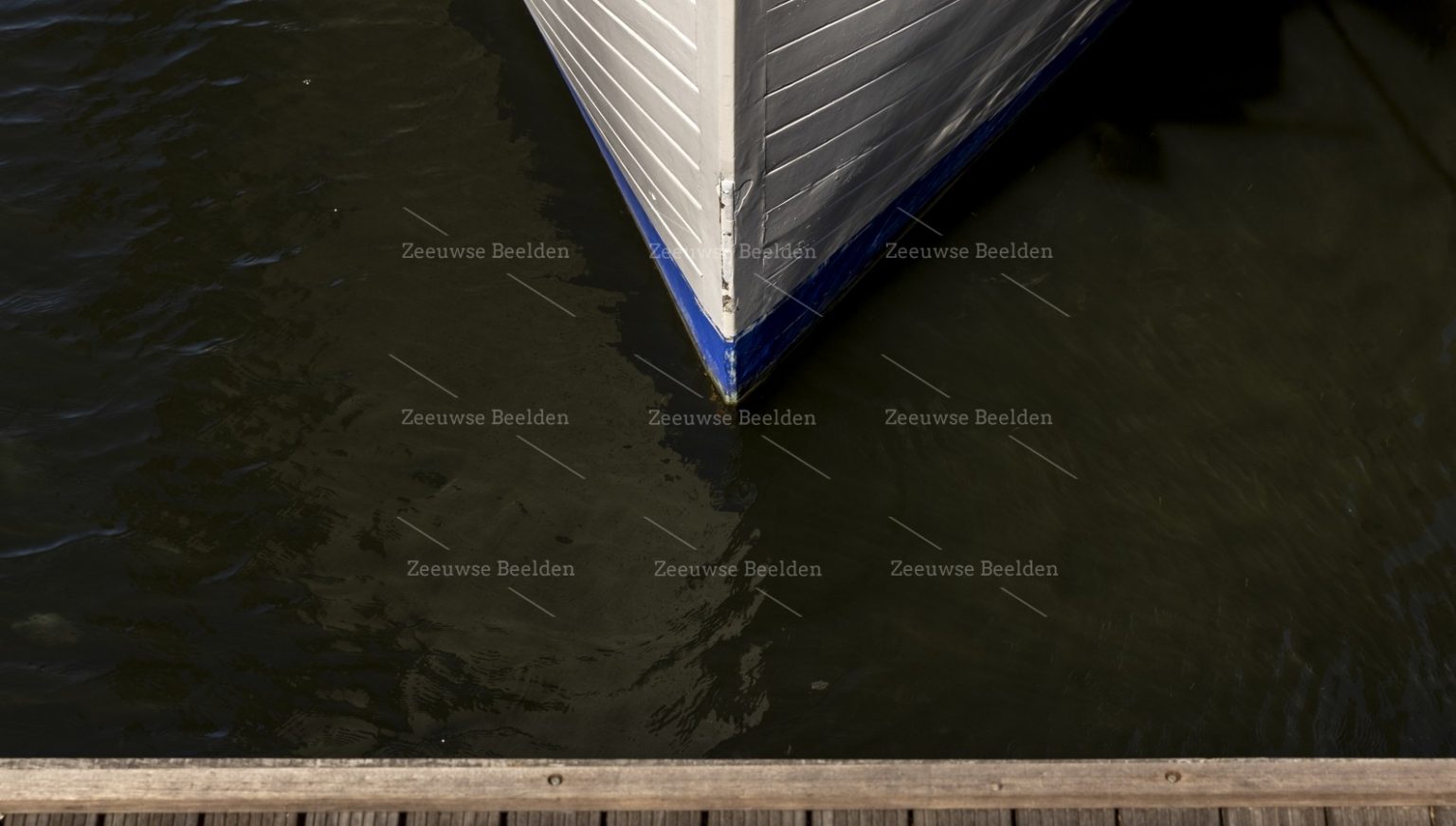 Boot vanaf de steiger