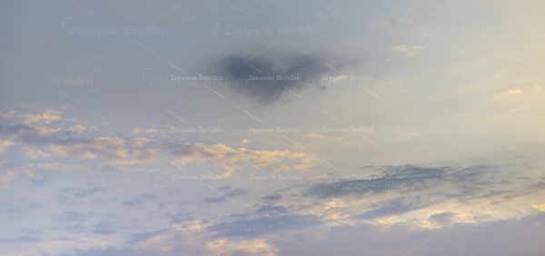 Gekleurde avond lucht hart