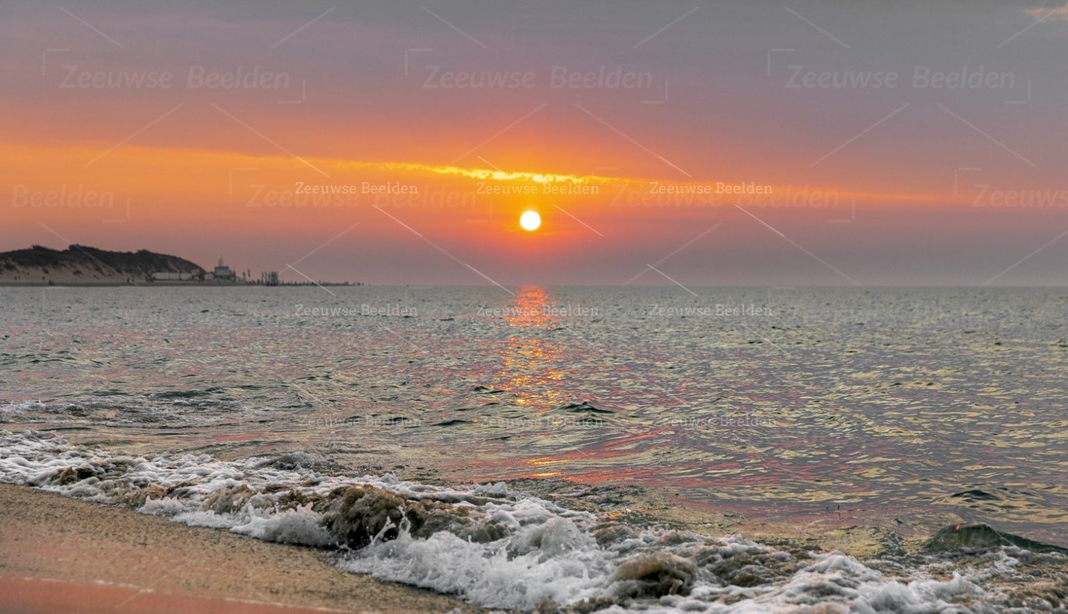 Gekleurde lucht strand Vrouwenpolder 7