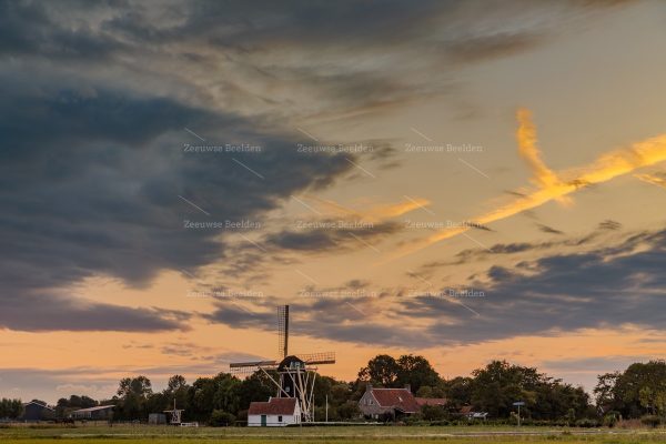 Wolkenspel boven Aagtekerke